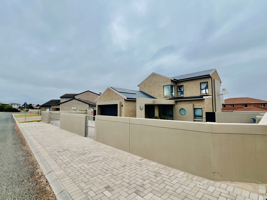 3 Bedroom Property for Sale in Myburgh Park Western Cape